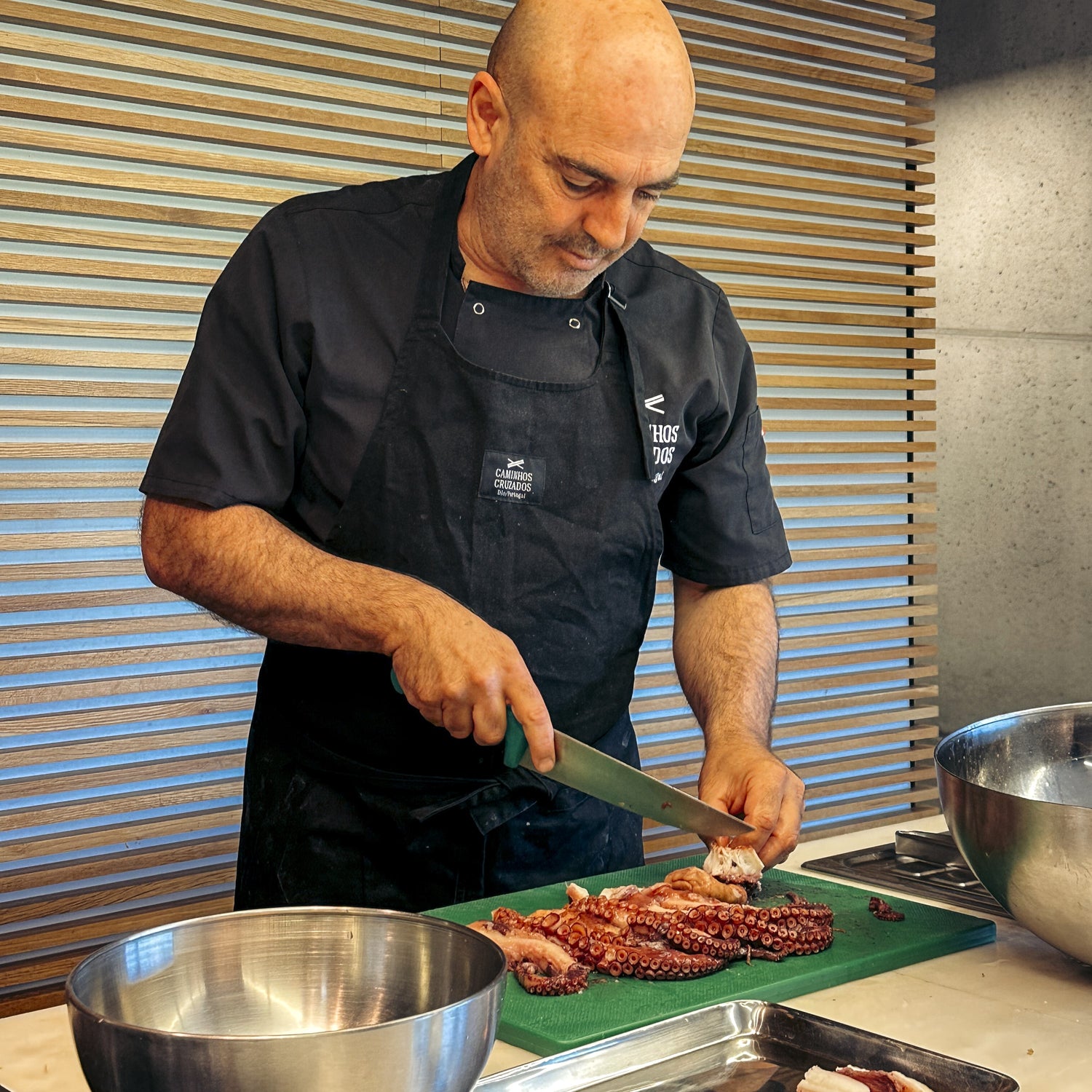 A Caminhos Cruzados enriqueceu a sua oferta gastronómica com o Chef Miguel Vidal